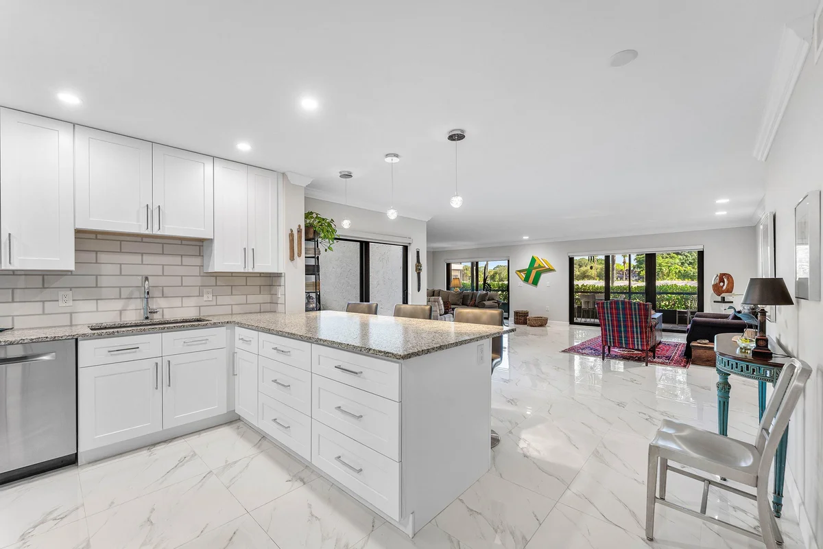 12 Stratford Dr E #A, Boynton Beach: photo 1 of 58