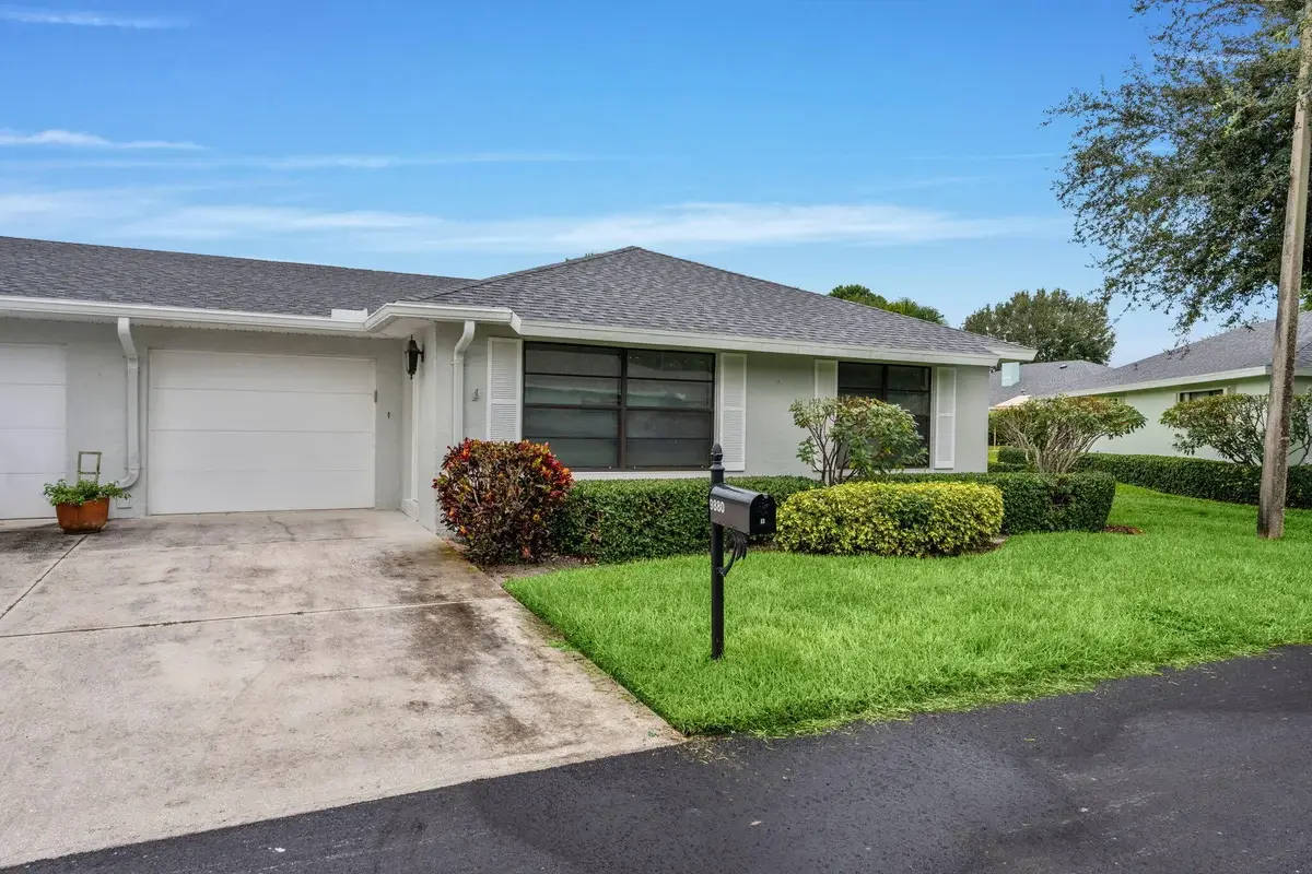 9880 Chestnut Tree Ter #B, Boynton Beach: photo 1 of 24
