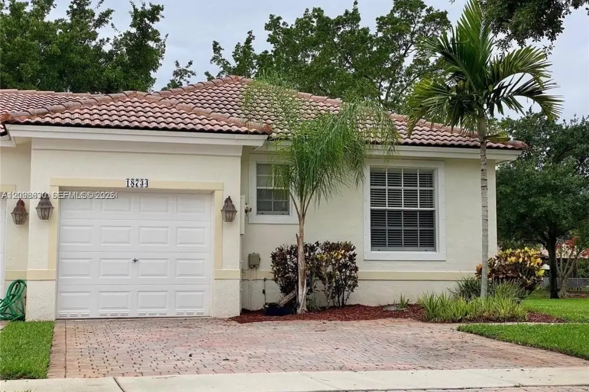 18734 SW 28th Ct, Miramar: photo 1 of 12