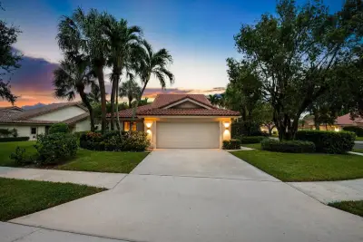 2890 Antietam Ln, West Palm Beach: photo 1 of 32