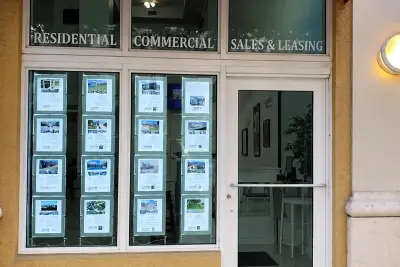 410 Evernia St #113, West Palm Beach: photo 1 of 3