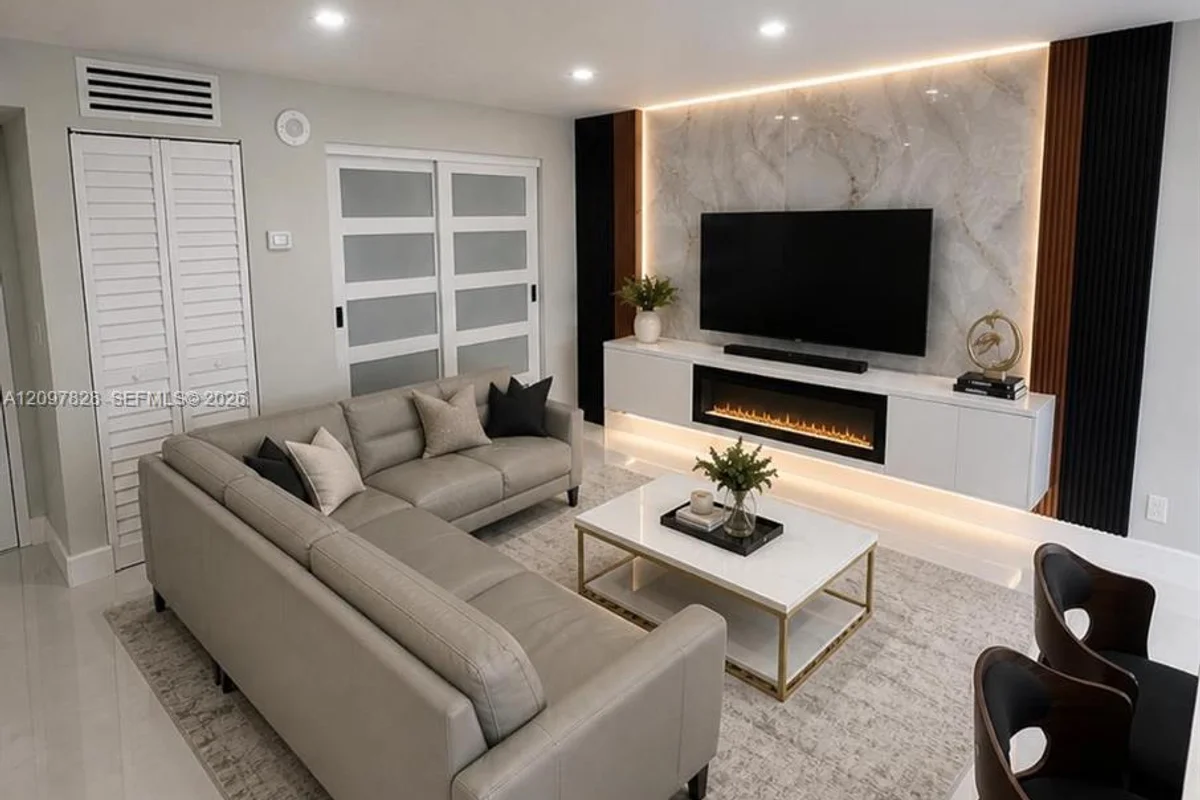 17021 N Bay Rd #814, Sunny Isles Beach: photo 1 of 13