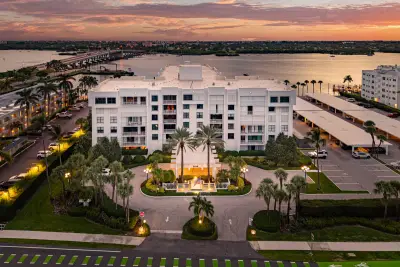 2860 S Ocean Blvd #512, Palm Beach: photo 1 of 38