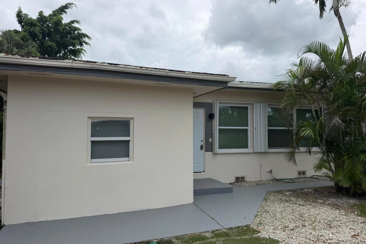 136 Broward Ave #3, Lake Worth: photo 1 of 8