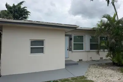 136 Broward Ave #3, Lake Worth: photo 1 of 8