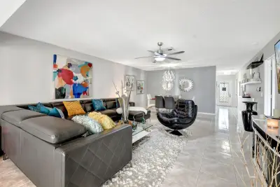 1930 NW 18th St #203, Delray Beach: photo 1 of 40