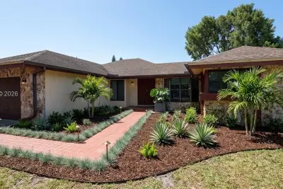 11301 NW 44th St, Coral Springs: photo 1 of 1