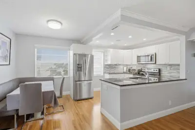 461 Capri J, Delray Beach: photo 1 of 30
