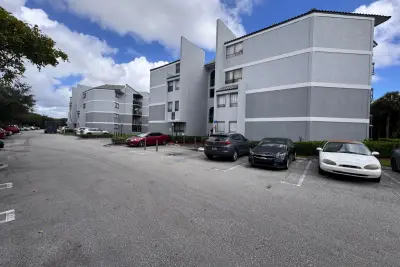1720 N Congress Ave #201, West Palm Beach: photo 1 of 16