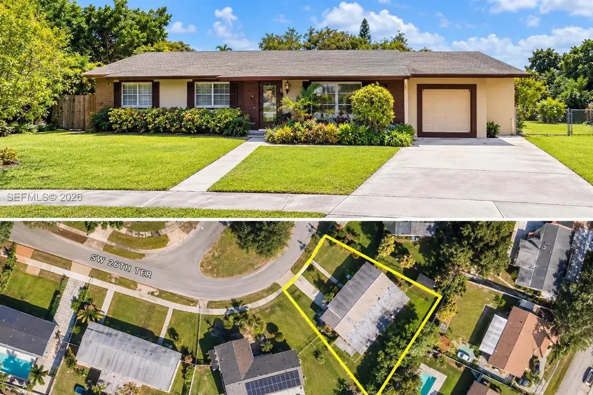 11950 SW 26th Ter, Miami: photo 1 of 26