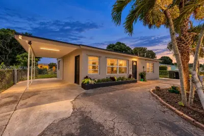 2308 NW 13th Ct, Fort Lauderdale: photo 1 of 24