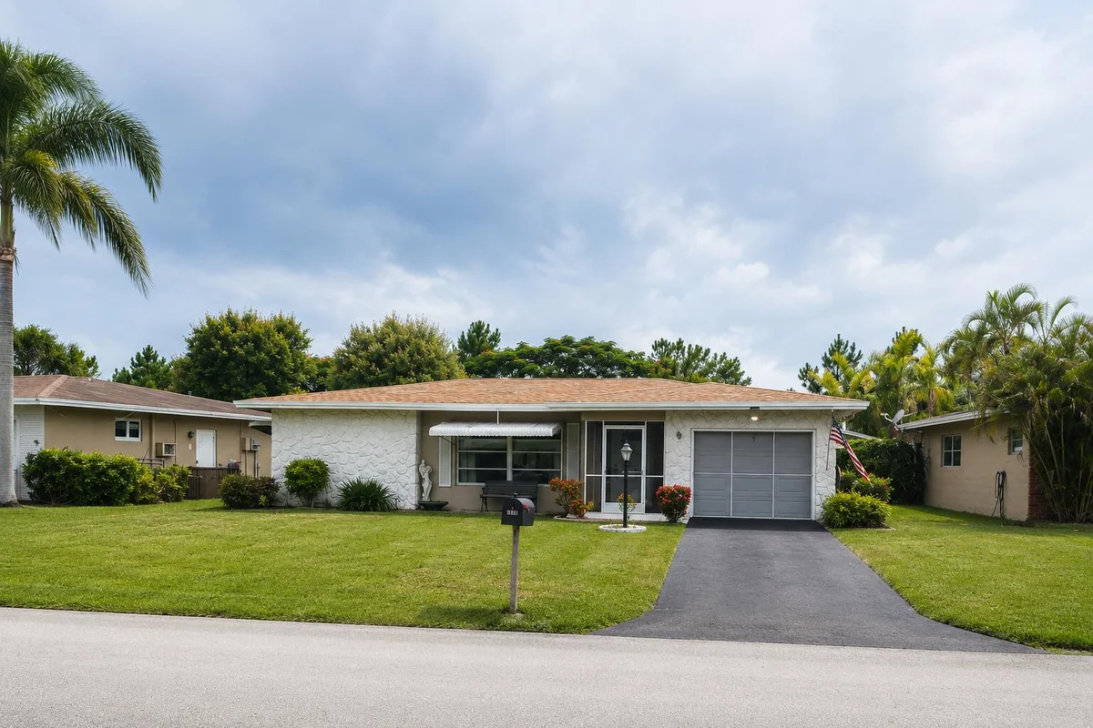 4821 NW 13th Ave, Deerfield Beach: photo 1 of 16