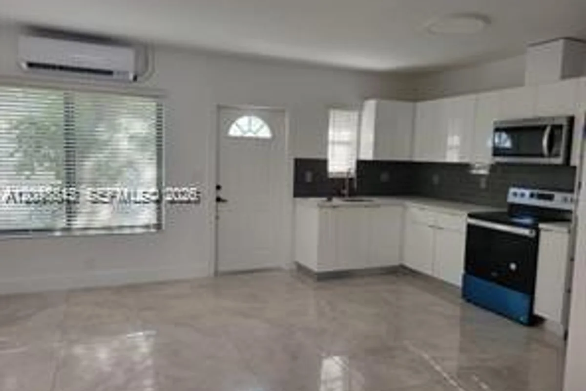 1725 Calais Dr #3, Miami Beach: photo 1 of 1