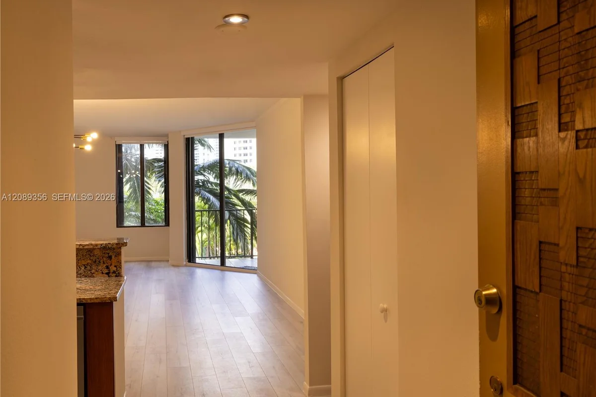520 Brickell Key Dr #A512, Miami: photo 1 of 23
