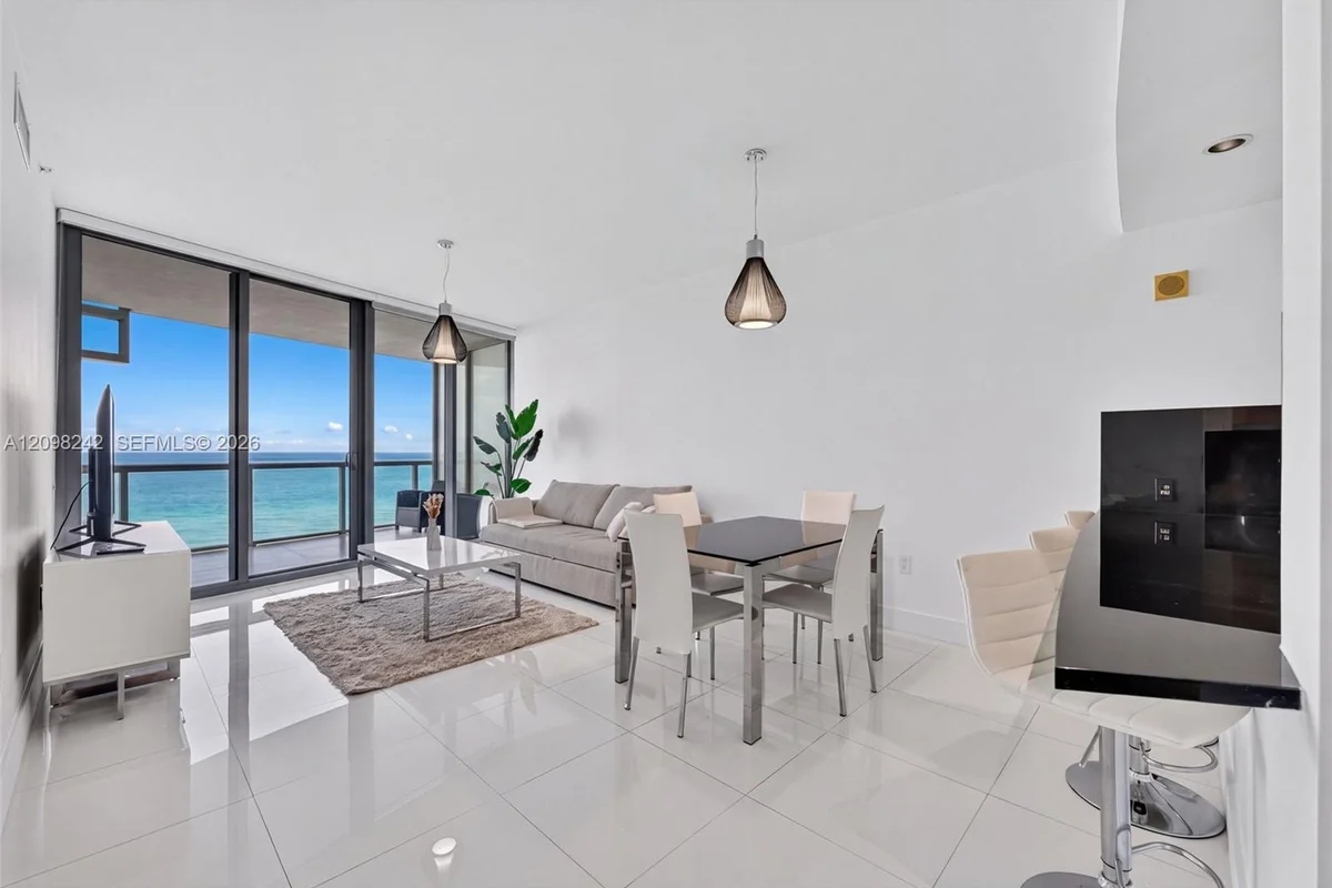 17121 Collins Ave #803, Sunny Isles Beach: photo 1 of 30