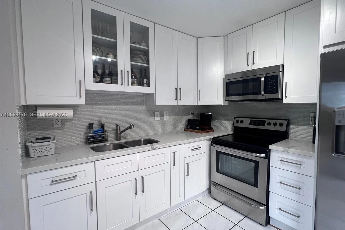 3779 SW 153rd Ct, Miami: photo 1 of 29