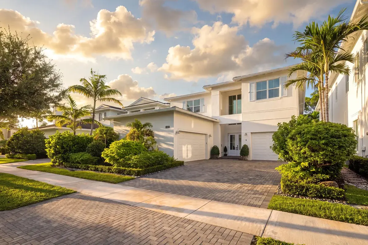 1142 Faulkner Ter, Palm Beach Gardens: photo 1 of 51