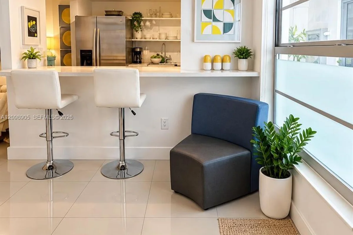 240 Collins Ave #2C, Miami Beach: photo 1 of 12