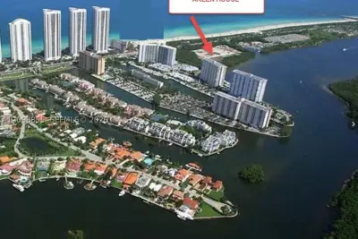 300 Bayview Dr #PH11, Sunny Isles Beach: photo 1 of 20