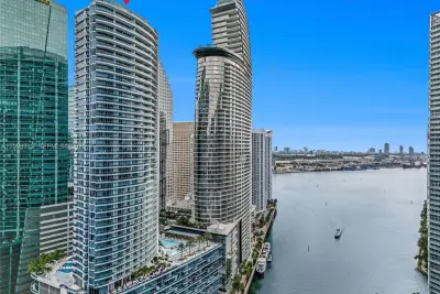 200 Biscayne Boulevard Way #4307, Miami: photo 1 of 20