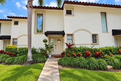 7200 NW 2nd Ave #49, Boca Raton: photo 1 of 17