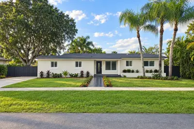 131 NW 16th St, Homestead: photo 1 of 1