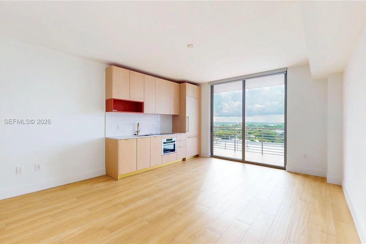 90 32nd St #922, Miami: photo 1 of 34