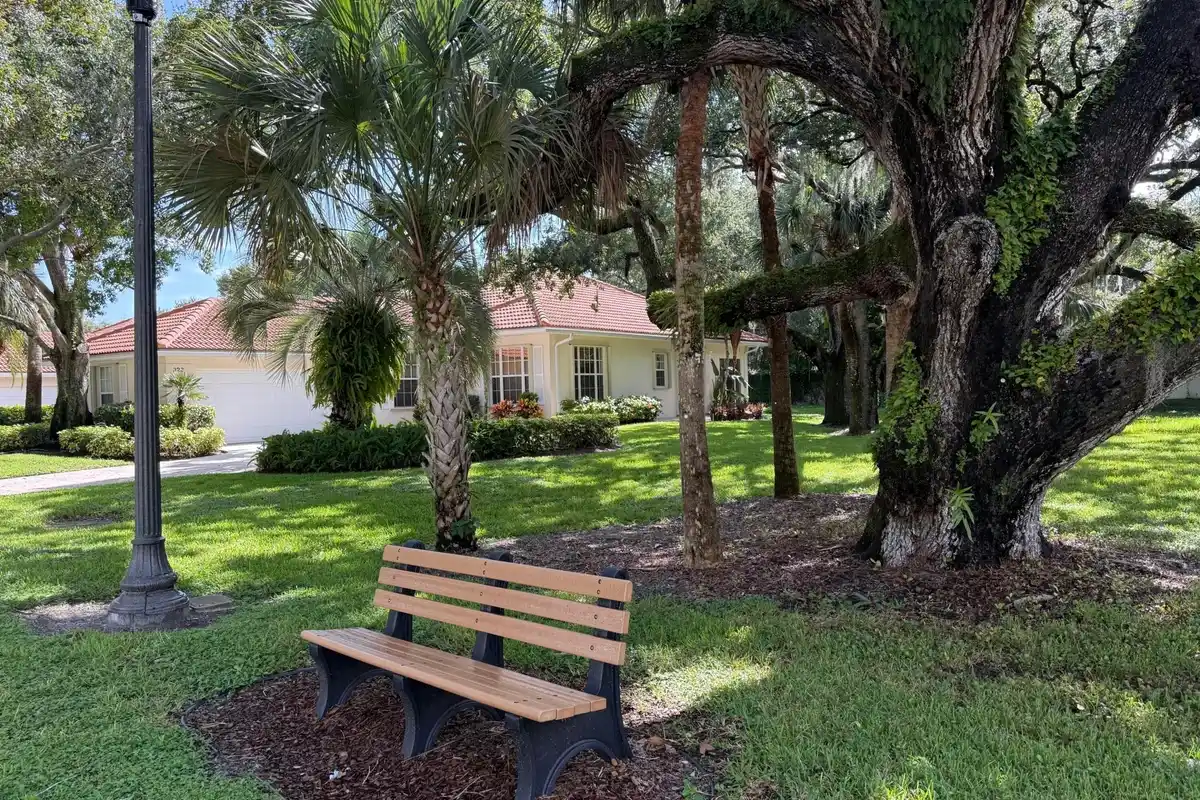 323 Kelsey Park Cir, Palm Beach Gardens: photo 1 of 1