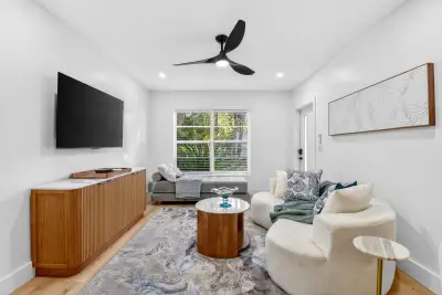 323 De Carie St #1, Delray Beach: photo 1 of 101