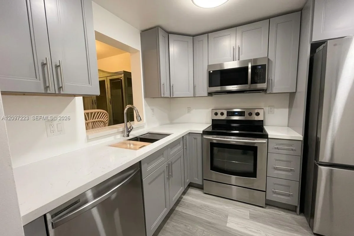 7980 NW 50th St #501, Lauderhill: photo 1 of 18