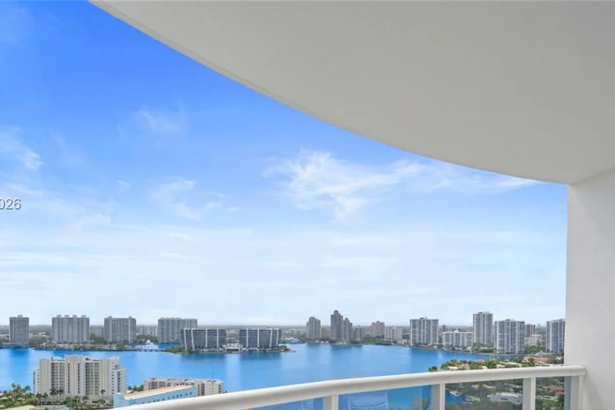 18201 Collins Ave #3501A, Sunny Isles Beach: photo 1 of 14