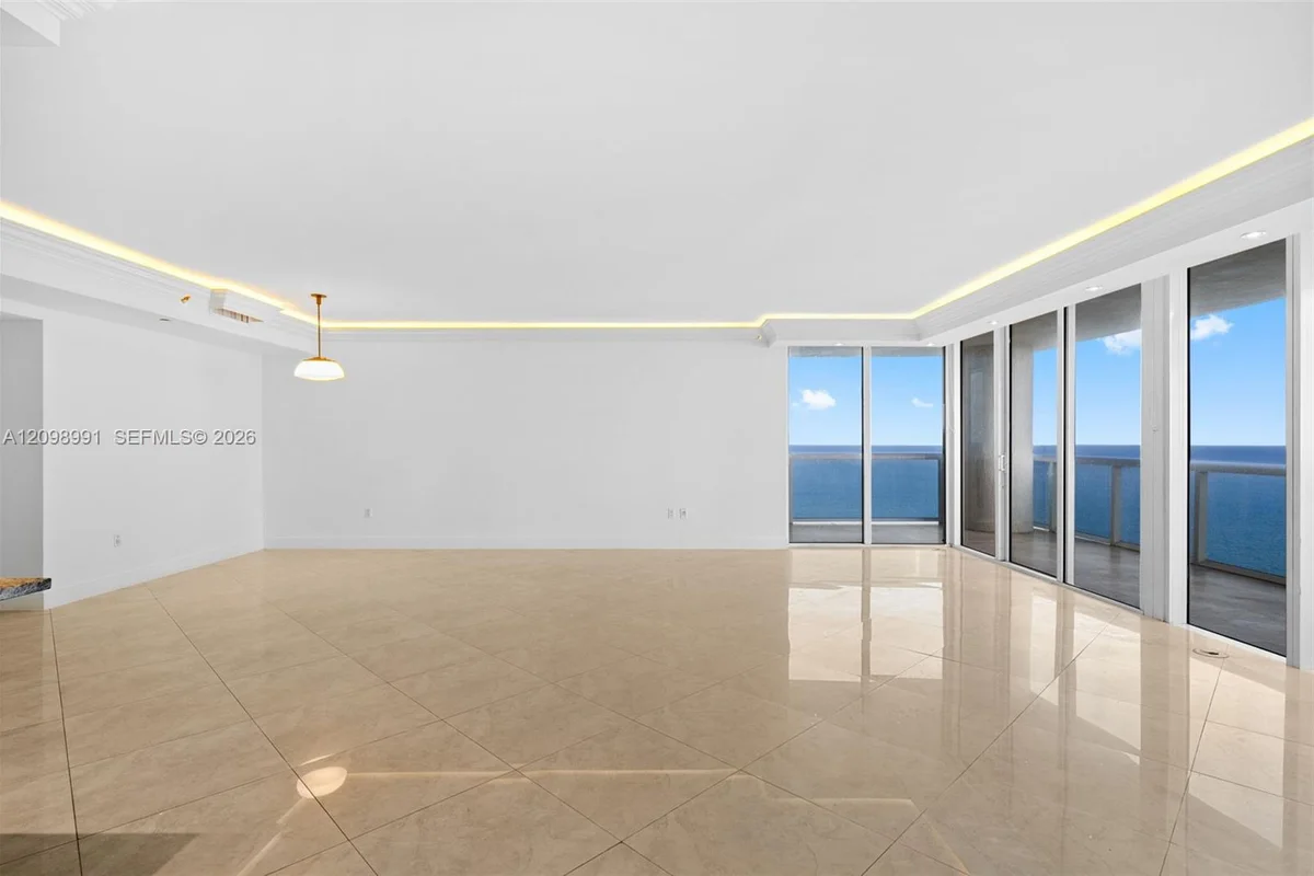 1800 S Ocean Dr #3805, Hallandale Beach: photo 1 of 59