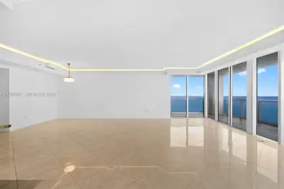 1800 S Ocean Dr #3805, Hallandale Beach: photo 1 of 59