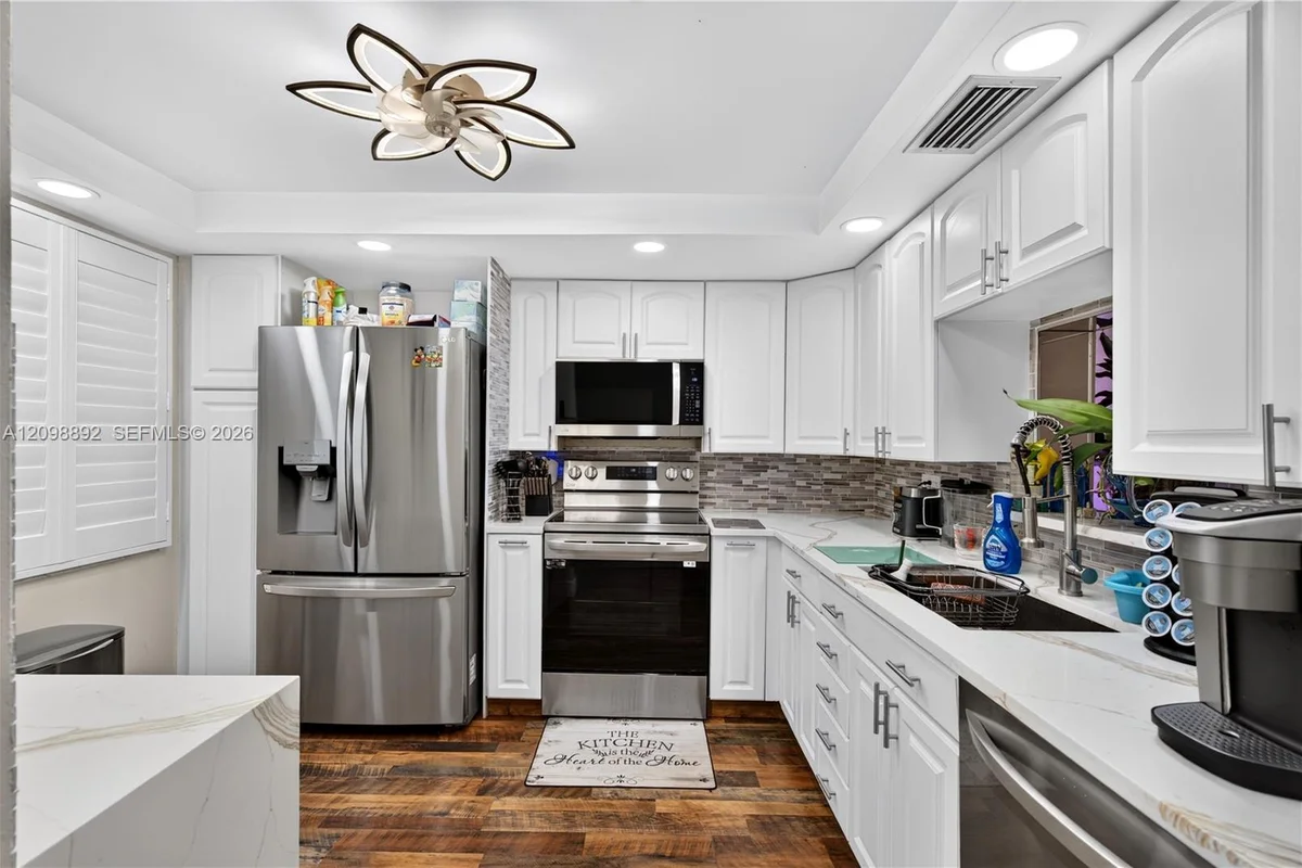2501 Antigua Ter #C3, Coconut Creek: photo 1 of 41