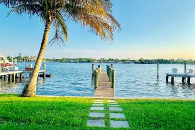 1360 Stillwater Dr, Miami Beach: photo 1 of 15