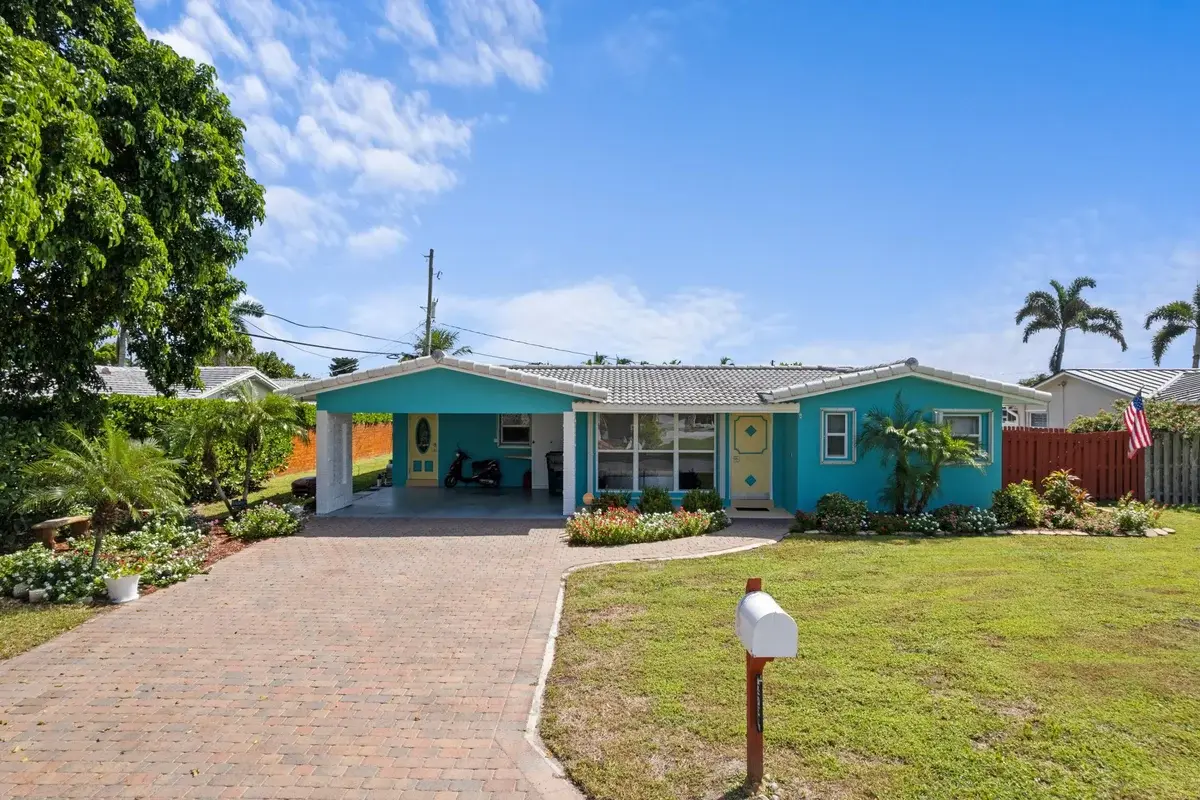 2750 NE 27th Cir, Boca Raton: photo 1 of 8