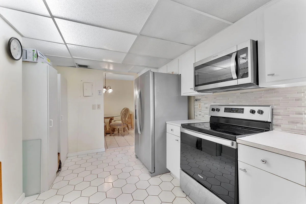 3593 Birdie Dr #104, Lake Worth: photo 1 of 39
