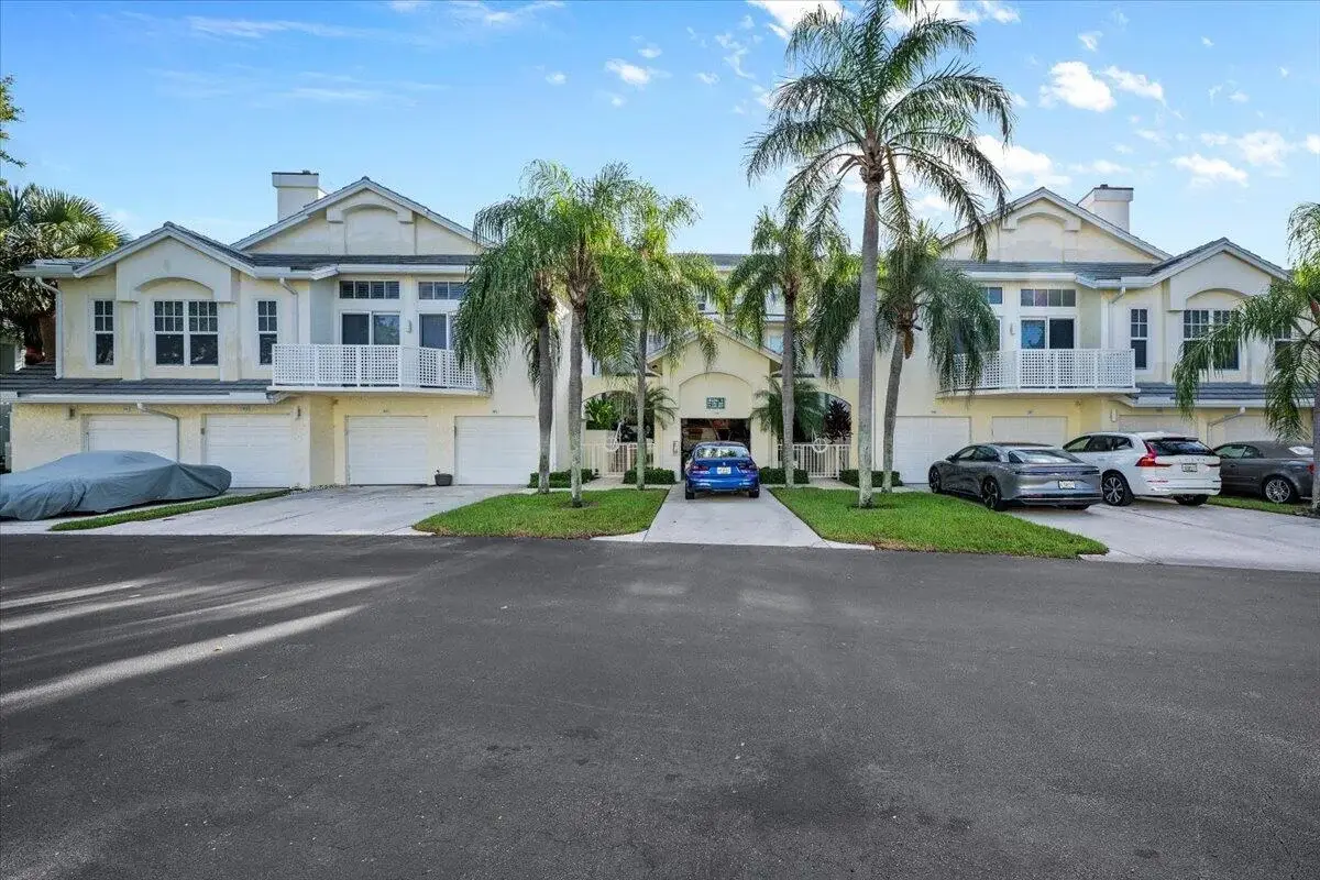 105 Mainsail Cir, Jupiter: photo 1 of 58
