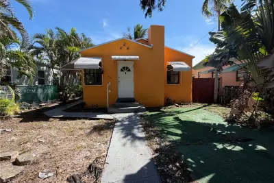 1932 Adams St, Hollywood: photo 1 of 14
