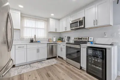 7904 NW 66th Ter, Tamarac: photo 1 of 1
