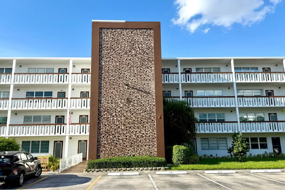 4058 Harwood E, Deerfield Beach: photo 1 of 45