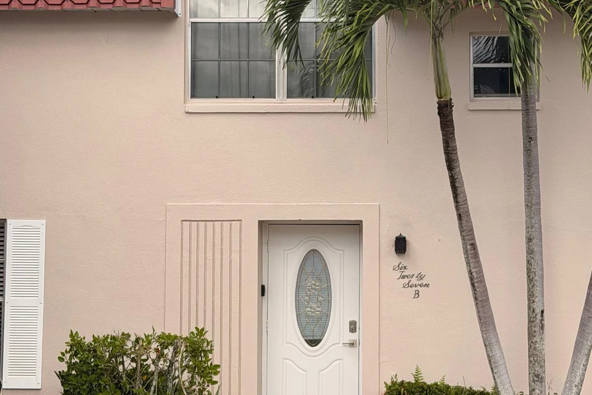 627 Laconia Cir #B, Lake Worth: photo 1 of 26