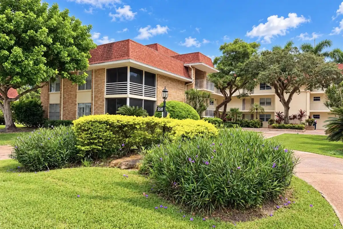 5510 Tamberlane Cir #147, Palm Beach Gardens: photo 1 of 21