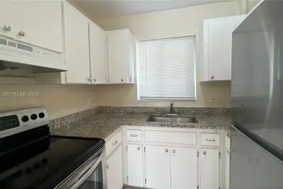 2251 NE 170th St #210, North Miami Beach: photo 1 of 12