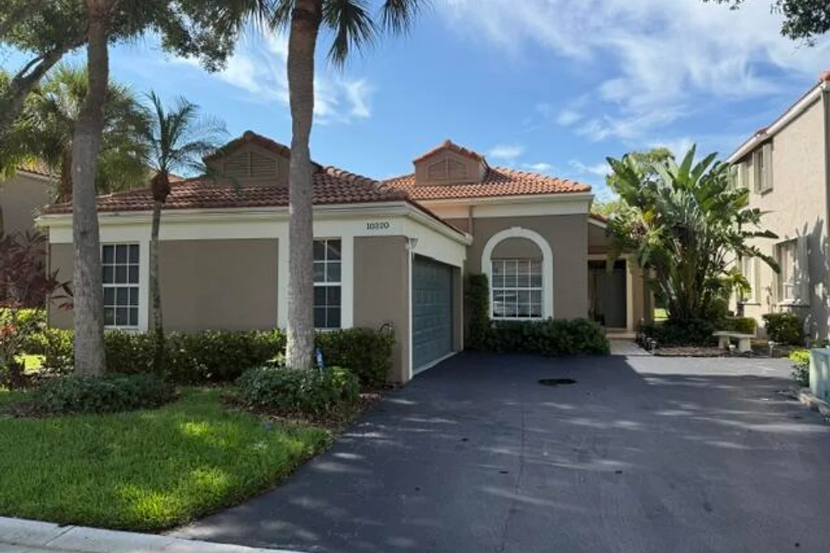 10320 NW 11th St, Plantation: photo 1 of 16