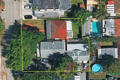 609 NW 58th Ave, Miami: photo 1 of 20