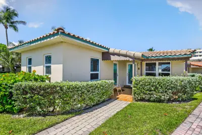 1225 Hillsboro Mile #B2, Hillsboro Beach: photo 1 of 68