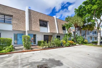 400 Canal Point S #130, Delray Beach: photo 1 of 70