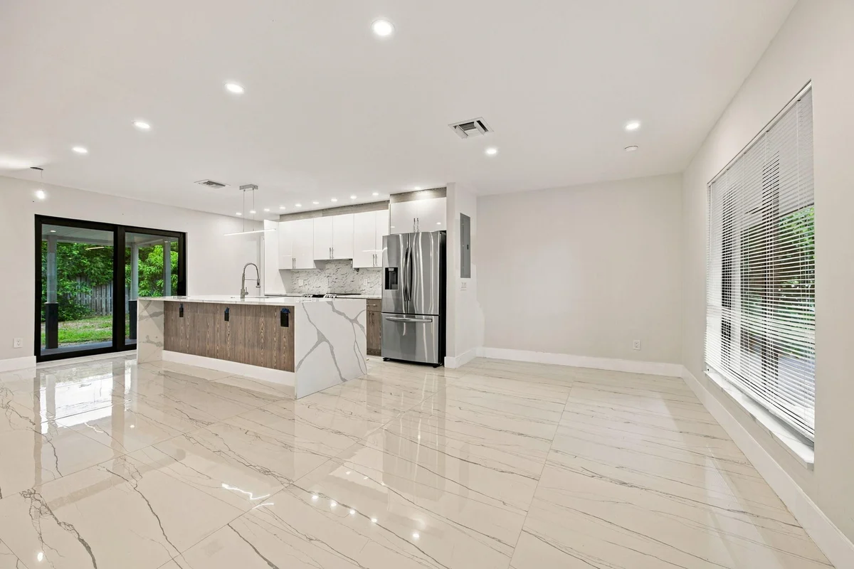 4741 NE 19th Ave, Fort Lauderdale: photo 1 of 25
