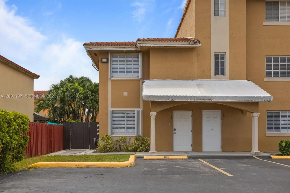3378 W 80th St #103, Hialeah: photo 1 of 37